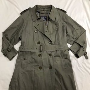 Vintage Army Green Burberry Trench Coat Size 38 Short